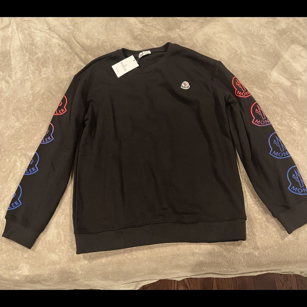 Moncler logo flicked crew neck sweater